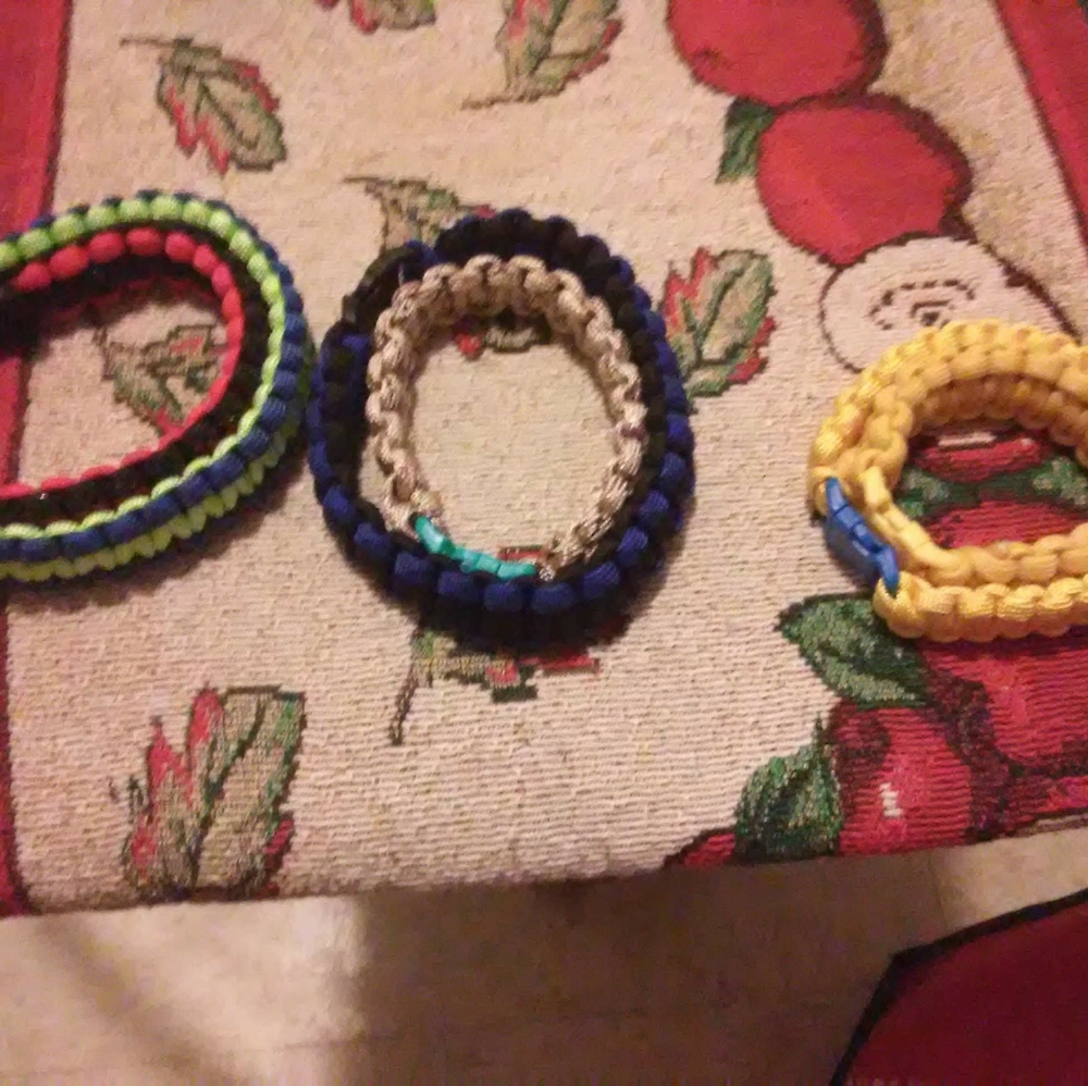 Parachute bracelets - Picture 15 of 16